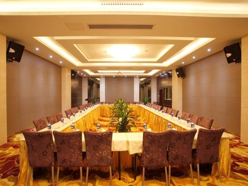 Clayton Hotel-Near Pazhou Exhibition Center Guangzhou Eksteriør billede